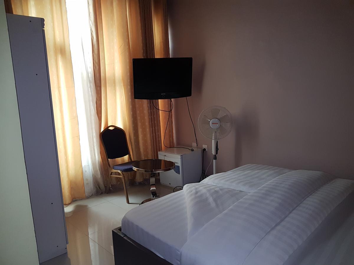 Hotel La Benediction Goma Esterno foto